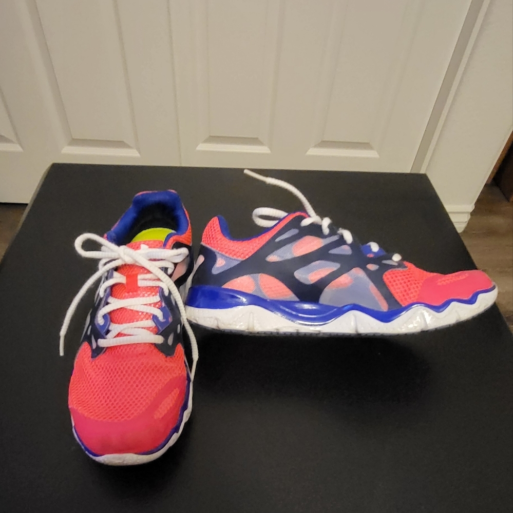 Ladies Nike's